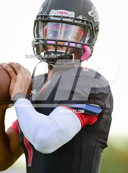 Thumbnail 2 in Langham Creek vs Cypress Lakes photogallery.