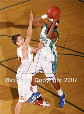 Thumbnail 3 in Cardinal Newman vs Green Valley (Torrey Pines Holiday Prep Classic) photogallery.