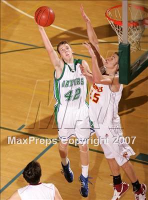 Thumbnail 3 in Cardinal Newman vs Green Valley (Torrey Pines Holiday Prep Classic) photogallery.