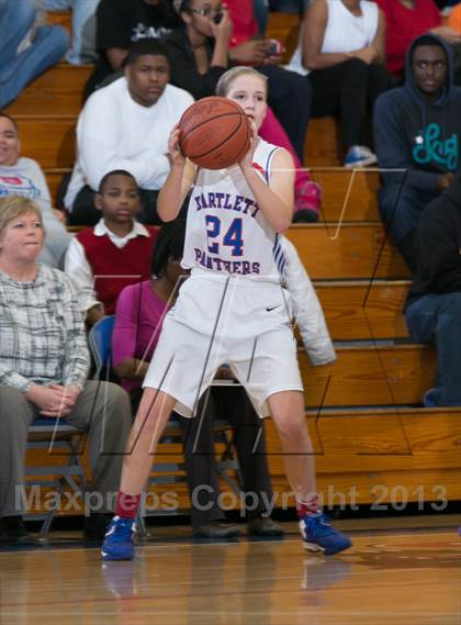 Thumbnail 3 in Bolton vs Bartlett photogallery.