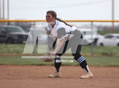 Thumbnail 1 in Hutchinson @ Eisenhower photogallery.