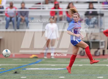 Thumbnail 3 in Westlake vs. Taft (UIL 6A Soccer Regional Finals) photogallery.