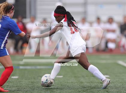 Thumbnail 3 in Westlake vs. Taft (UIL 6A Soccer Regional Finals) photogallery.