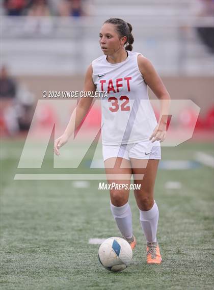 Thumbnail 3 in Westlake vs. Taft (UIL 6A Soccer Regional Finals) photogallery.