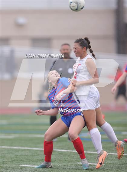 Thumbnail 2 in Westlake vs. Taft (UIL 6A Soccer Regional Finals) photogallery.