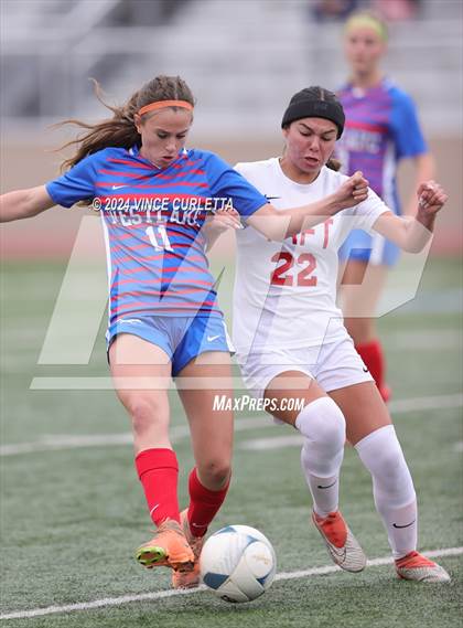 Thumbnail 2 in Westlake vs. Taft (UIL 6A Soccer Regional Finals) photogallery.