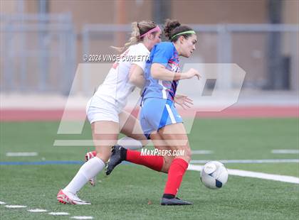 Thumbnail 3 in Westlake vs. Taft (UIL 6A Soccer Regional Finals) photogallery.
