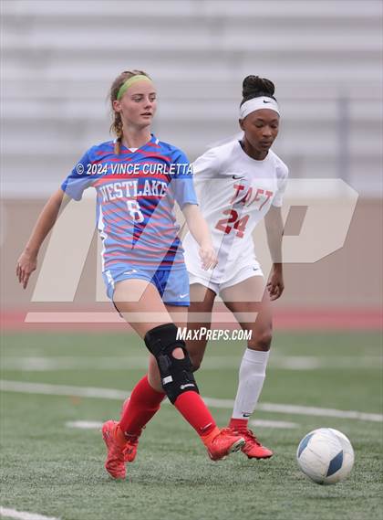 Thumbnail 3 in Westlake vs. Taft (UIL 6A Soccer Regional Finals) photogallery.