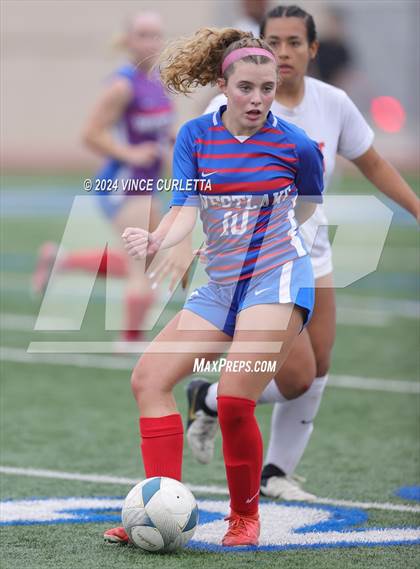 Thumbnail 3 in Westlake vs. Taft (UIL 6A Soccer Regional Finals) photogallery.