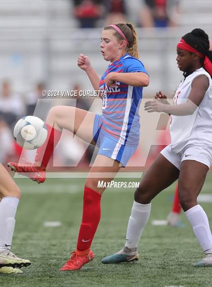 Thumbnail 3 in Westlake vs. Taft (UIL 6A Soccer Regional Finals) photogallery.