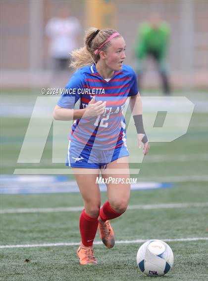 Thumbnail 1 in Westlake vs. Taft (UIL 6A Soccer Regional Finals) photogallery.
