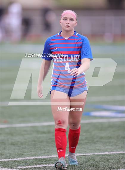 Thumbnail 1 in Westlake vs. Taft (UIL 6A Soccer Regional Finals) photogallery.