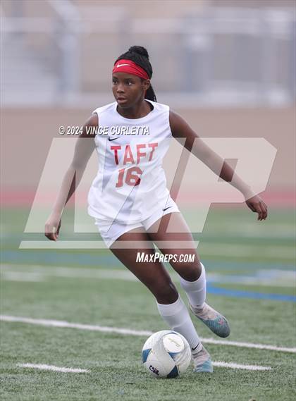 Thumbnail 2 in Westlake vs. Taft (UIL 6A Soccer Regional Finals) photogallery.