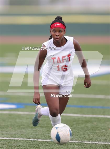 Thumbnail 2 in Westlake vs. Taft (UIL 6A Soccer Regional Finals) photogallery.