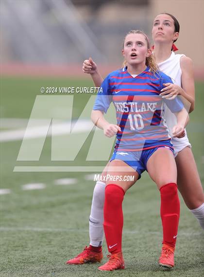 Thumbnail 1 in Westlake vs. Taft (UIL 6A Soccer Regional Finals) photogallery.