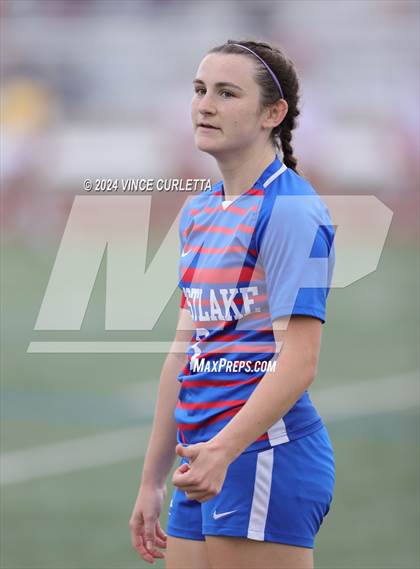 Thumbnail 2 in Westlake vs. Taft (UIL 6A Soccer Regional Finals) photogallery.