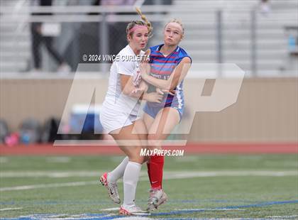 Thumbnail 2 in Westlake vs. Taft (UIL 6A Soccer Regional Finals) photogallery.