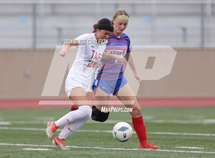 Thumbnail 2 in Westlake vs. Taft (UIL 6A Soccer Regional Finals) photogallery.