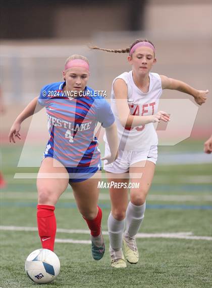 Thumbnail 2 in Westlake vs. Taft (UIL 6A Soccer Regional Finals) photogallery.