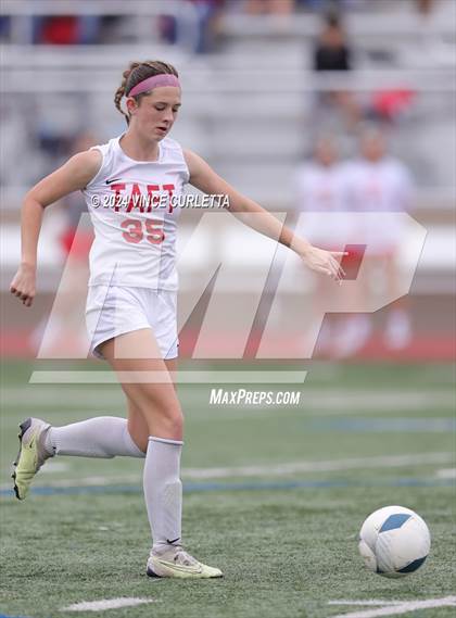 Thumbnail 3 in Westlake vs. Taft (UIL 6A Soccer Regional Finals) photogallery.