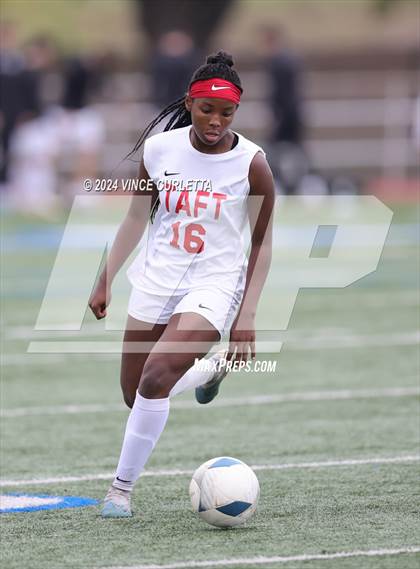 Thumbnail 2 in Westlake vs. Taft (UIL 6A Soccer Regional Finals) photogallery.