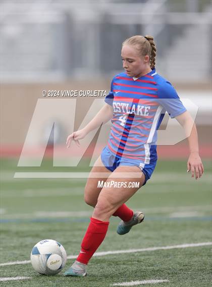 Thumbnail 2 in Westlake vs. Taft (UIL 6A Soccer Regional Finals) photogallery.