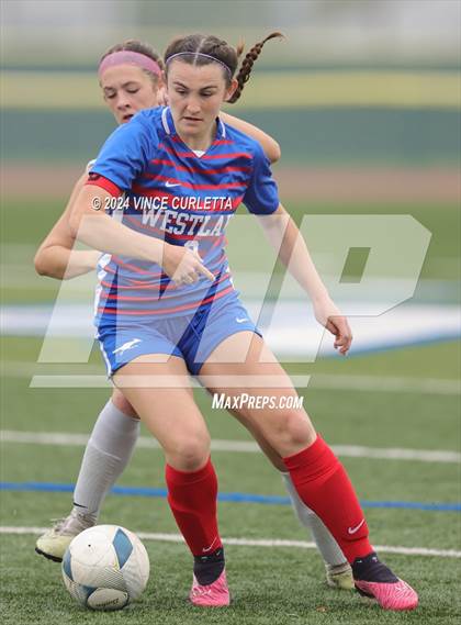 Thumbnail 3 in Westlake vs. Taft (UIL 6A Soccer Regional Finals) photogallery.