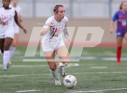 Thumbnail 3 in Westlake vs. Taft (UIL 6A Soccer Regional Finals) photogallery.