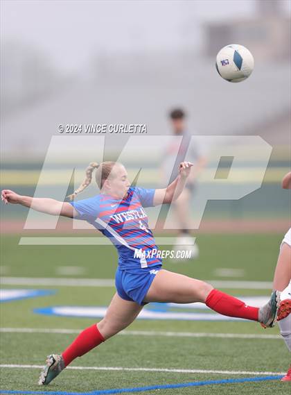 Thumbnail 2 in Westlake vs. Taft (UIL 6A Soccer Regional Finals) photogallery.