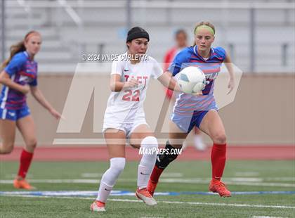 Thumbnail 3 in Westlake vs. Taft (UIL 6A Soccer Regional Finals) photogallery.