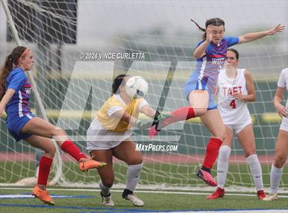 Thumbnail 3 in Westlake vs. Taft (UIL 6A Soccer Regional Finals) photogallery.