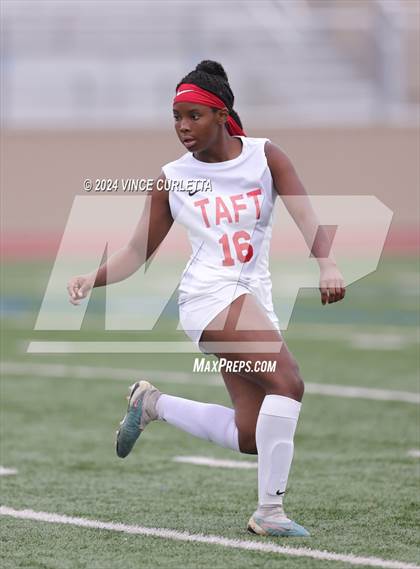 Thumbnail 2 in Westlake vs. Taft (UIL 6A Soccer Regional Finals) photogallery.