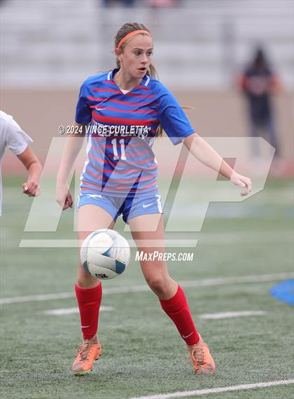 Thumbnail 2 in Westlake vs. Taft (UIL 6A Soccer Regional Finals) photogallery.