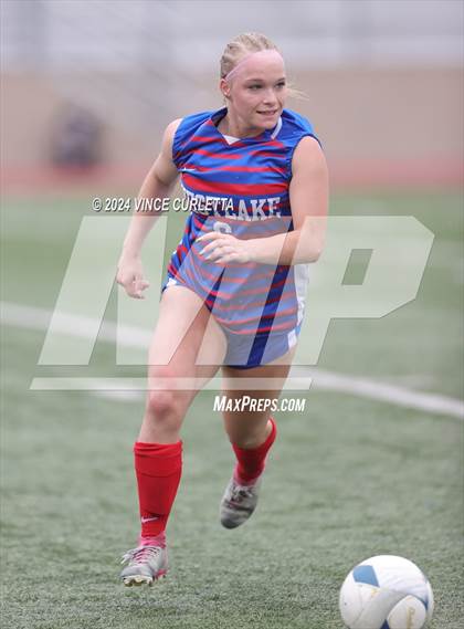 Thumbnail 3 in Westlake vs. Taft (UIL 6A Soccer Regional Finals) photogallery.
