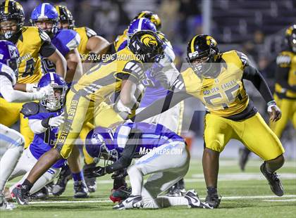 Thumbnail 1 in King/Drew vs. Palisades (CIF LACS Division 1 Final) photogallery.