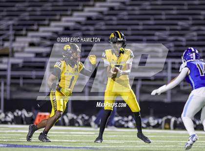 Thumbnail 2 in King/Drew vs. Palisades (CIF LACS Division 1 Final) photogallery.