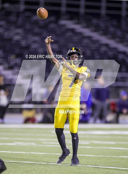 Thumbnail 2 in King/Drew vs. Palisades (CIF LACS Division 1 Final) photogallery.
