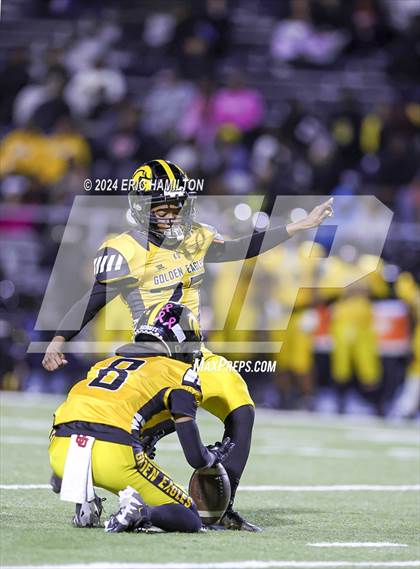 Thumbnail 2 in King/Drew vs. Palisades (CIF LACS Division 1 Final) photogallery.