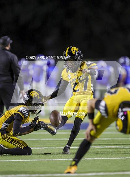 Thumbnail 1 in King/Drew vs. Palisades (CIF LACS Division 1 Final) photogallery.