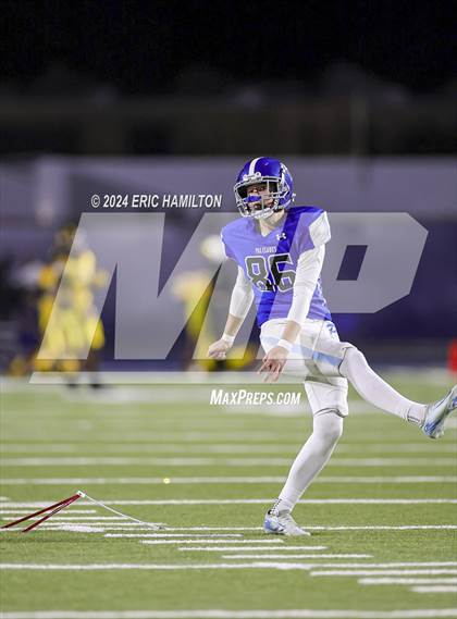 Thumbnail 3 in King/Drew vs. Palisades (CIF LACS Division 1 Final) photogallery.