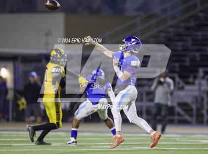 Thumbnail 3 in King/Drew vs. Palisades (CIF LACS Division 1 Final) photogallery.