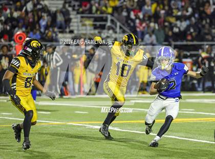 Thumbnail 1 in King/Drew vs. Palisades (CIF LACS Division 1 Final) photogallery.
