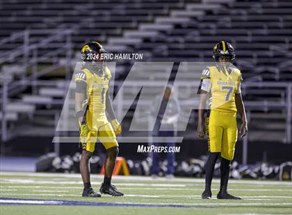 Thumbnail 1 in King/Drew vs. Palisades (CIF LACS Division 1 Final) photogallery.