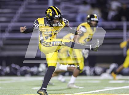 Thumbnail 2 in King/Drew vs. Palisades (CIF LACS Division 1 Final) photogallery.