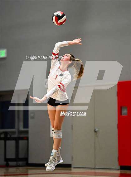 Thumbnail 1 in Aragon @ Burlingame photogallery.