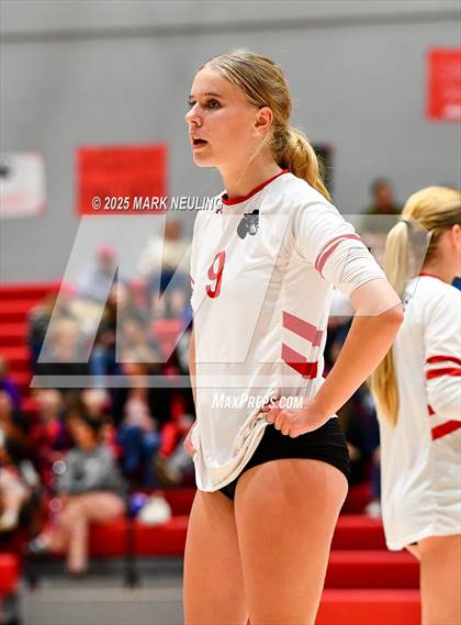 Thumbnail 3 in Aragon @ Burlingame photogallery.