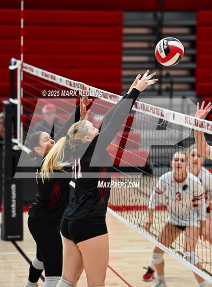 Thumbnail 2 in Aragon @ Burlingame photogallery.