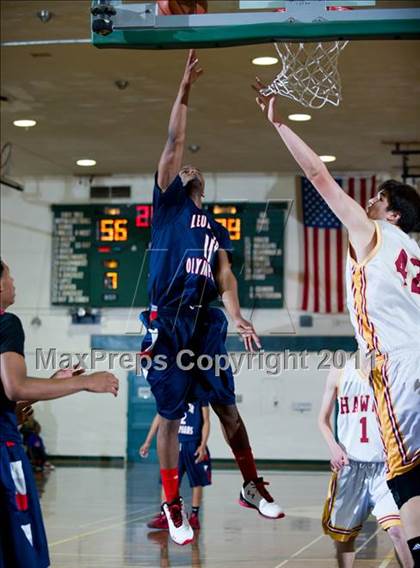 Thumbnail 2 in Leuzinger vs Ocean View (Santa Barbara Holiday Classic) photogallery.