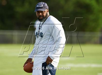 Thumbnail 2 in Ben L. Smith vs. NE Guilford (2016 Northeast Guilford Jamboree) photogallery.