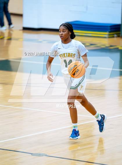 Thumbnail 3 in Potomac Senior @ Woodbridge photogallery.